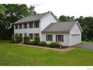 44 Junction Rd, Brookfield Center, CT 06804-3413