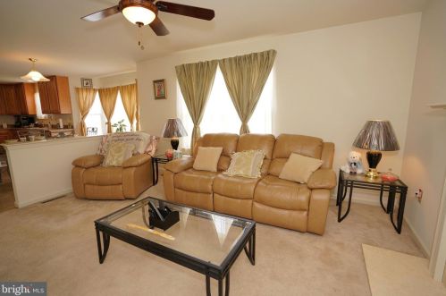 1941 Canyon Creek Rd, Gilbertsville PA  19525-7002 exterior