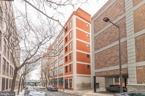 2429 Locust St, Philadelphia PA  19103-5553 exterior