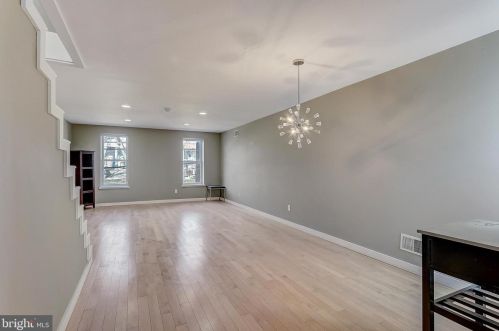 2417 Grays Ferry Ave, Philadelphia PA  19146-2450 exterior