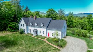 396 High Pond Rd, Stowe, VT 05672-4682