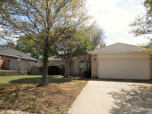 1504 Oceano Dr, Denton, TX 76210-4135