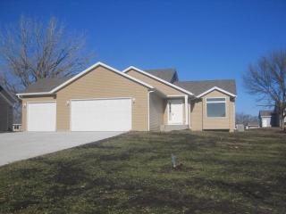503 8th Ave, Humboldt, IA 50548-1541