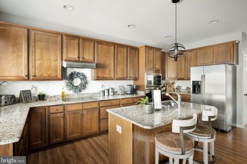 144 Colonial Dr, Charles Town WV  25414-4497 exterior