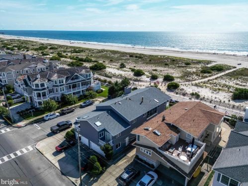 2201 Wesley Ave, Ocean City, NJ 08226-2542