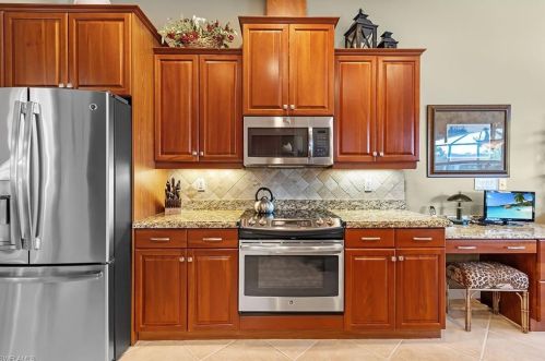 5100 Post Oak Ln, Naples FL  34105-4526 exterior