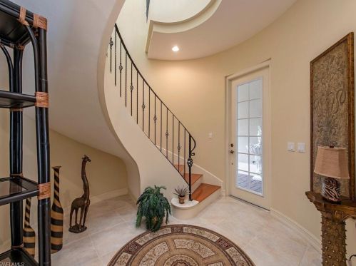 4844 Boulevard Ct, Naples, FL 34103-3048