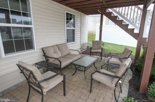 1954 Canyon Creek Rd, Gilbertsville PA  19525-7003 exterior