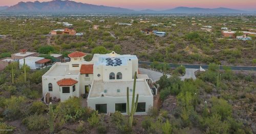 4650 Crestview Cir, Tucson AZ 85745-9207 exterior