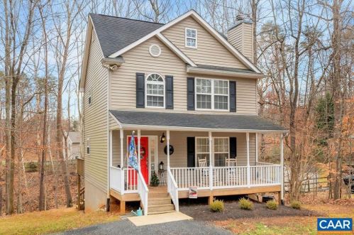 17 Landing Ct, Bybee, VA 22963-3348