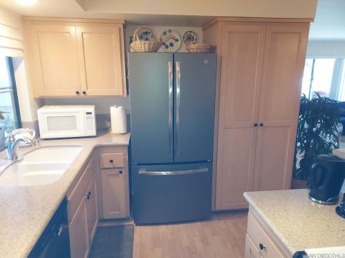 3942 Camino Calma, San Diego CA 92122-2007 exterior