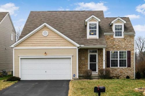 777 Redwood Valley Dr, Blacklick, OH 43004-8830