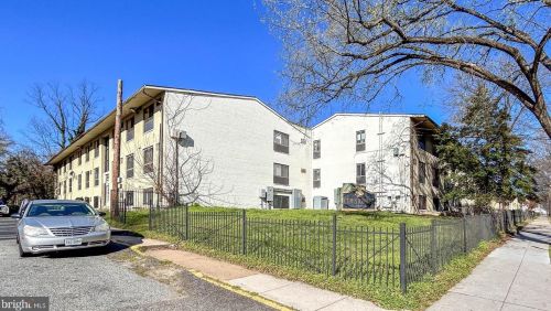 3107 Naylor Rd, Washington, DC 20020-1680