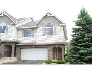 615 Crane Creek Ln, Saint Paul, MN 55121-2377