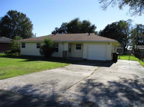 404 4th St, Nederland, TX 77627-2508