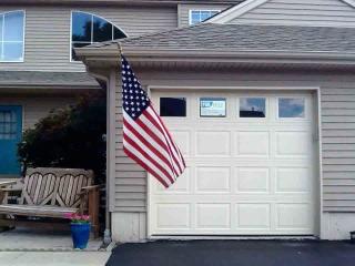 301 Auburn Ct, Fishkill, NY 12524-3302