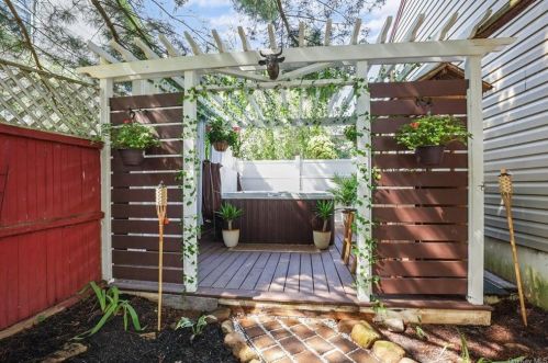 14 Utopian Pl, Airmont NY  10901-7715 exterior