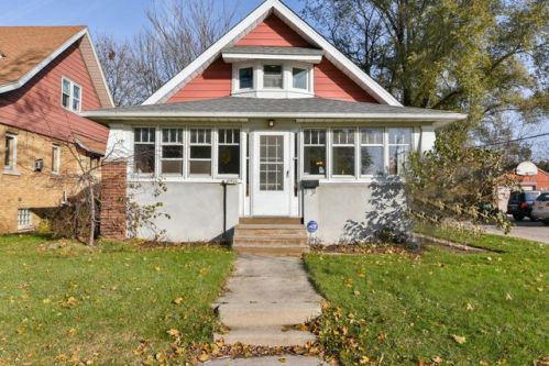 1926 Kendall Ave, Milwaukee, WI 53209-4313