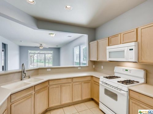 303 Bonham Loop, Georgetown TX  78633-5034 exterior