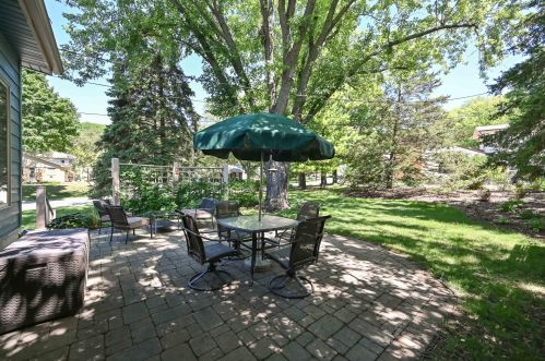 4144 Menomonee Riv Pkwy, Milwaukee WI 53222-1135 exterior