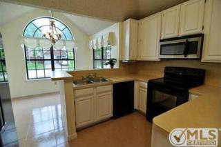 504 Las Cruces Dr, Irving TX  75063-4639 exterior