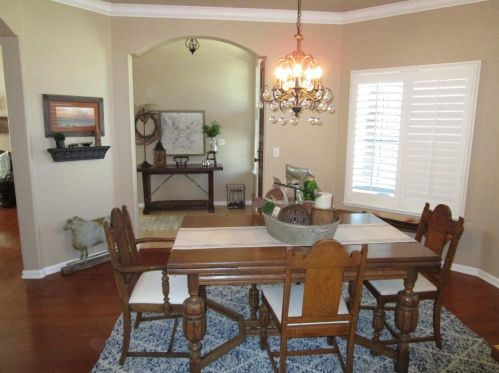 505 Caballo Ct, Hollister CA  95023-9055 exterior