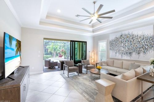 6589 Roma Way, Naples FL  34113-1720 exterior