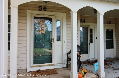 56 Lily Ln, East Freehold NJ  07728-4128 exterior