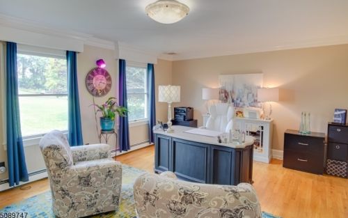 25 Martingale Dr, Wantage NJ  07461-2857 exterior