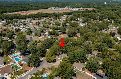 520 Wynnewood Rd, Lacey NJ  08731-1531 exterior