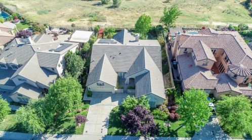 1717 Terracina Dr, Folsom CA  95762-5409 exterior