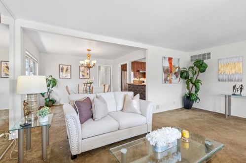 2490 Lexington Way, San Bruno CA  94066-2815 exterior