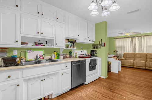 35 Azalea Dr, Ormond Beach FL  32176-3507 exterior