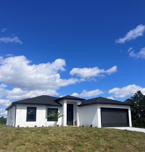 3804 24th St, Lehigh Acres, FL 33976-4255