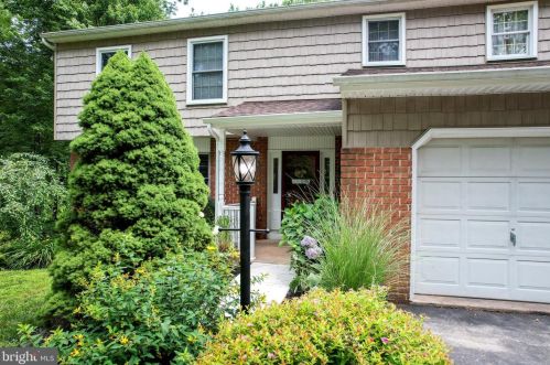 908 Tennis Way, Lansdale PA  19446-4367 exterior