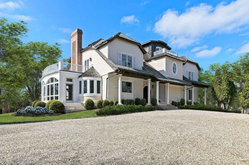 1903 Deerfield Rd, Watermill, NY 11976-2143