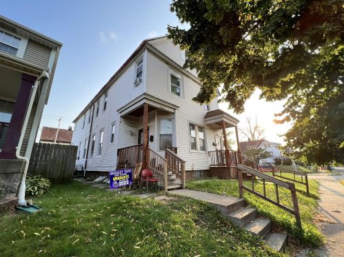 2229 Vine St, Milwaukee, WI 53205-1534