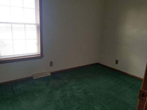 6639 59 Ave, Kenosha WI 53142-1211 exterior