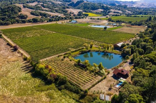 10540 Anderson Valley Way, Boonville, CA 95415