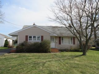 257 Prospect Ave, Yardley PA  19067-1133 exterior