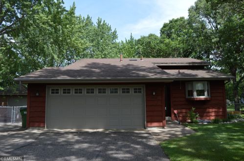 4063 Edgewood Rd, Lino Lakes, MN 55014-2442