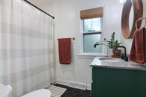 5021 83 Pl, Kenosha WI 53142-4732 exterior