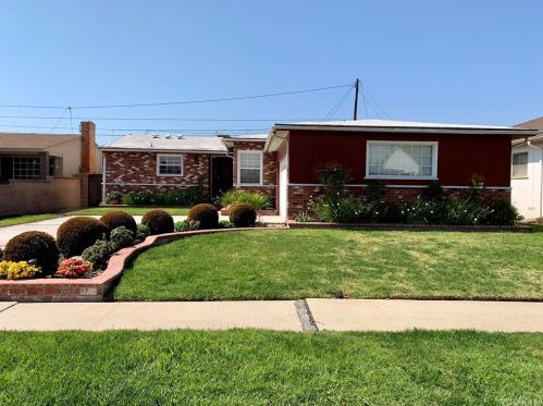 12915 Spinning Ave, Gardena, CA 90249-1716