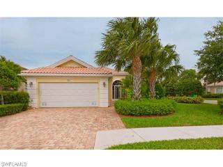 7624 Garibaldi Ct, Naples, FL 34114-2642