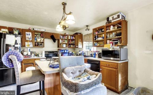 1843 Liberty Rd, Spring Grove, PA 17362-8974