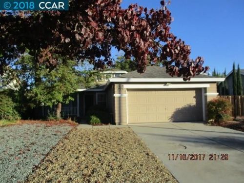 2180 Megan Dr, Oakley, CA 94561-3959