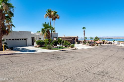 1908 Felicidad Dr, Lake Havasu City, AZ 86404-1072