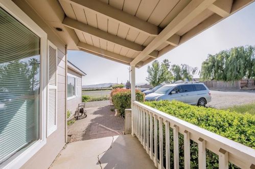 900 Olive Ave, Grayson CA  95363-9415 exterior