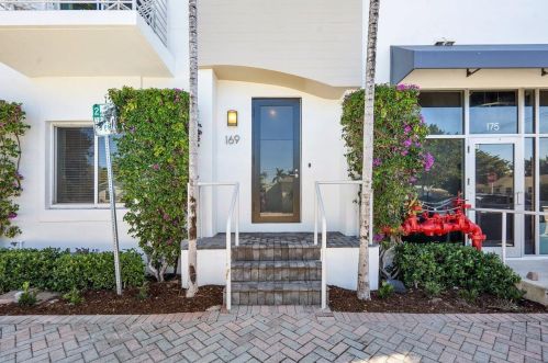 169 1st Ave, Delray Beach FL  33444-2611 exterior