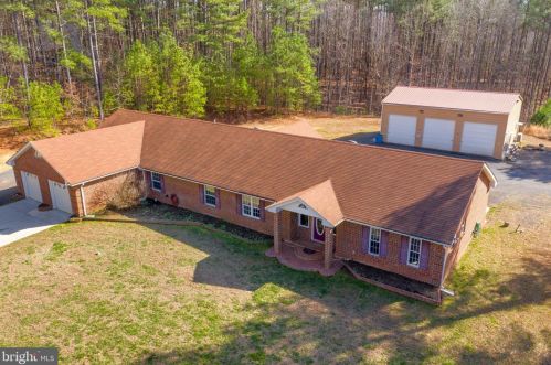 34156 Indiantown Rd, Locust Grove VA  22508-2221 exterior